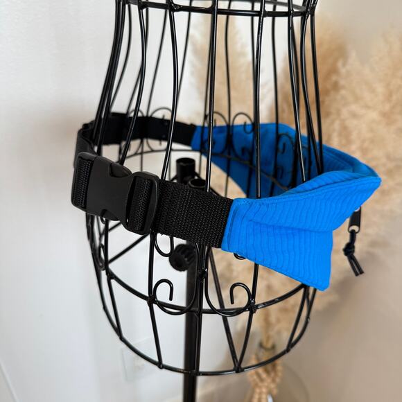 Triangl Swimwear Blue Ribbed Swim Essential Belt Bag - Picture 2 of 9